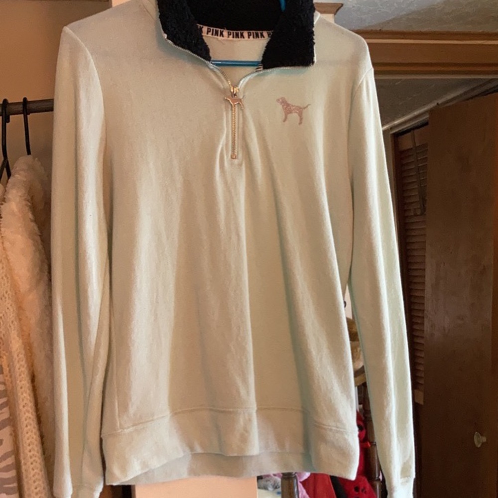 VS PINK Quarter-Zip!